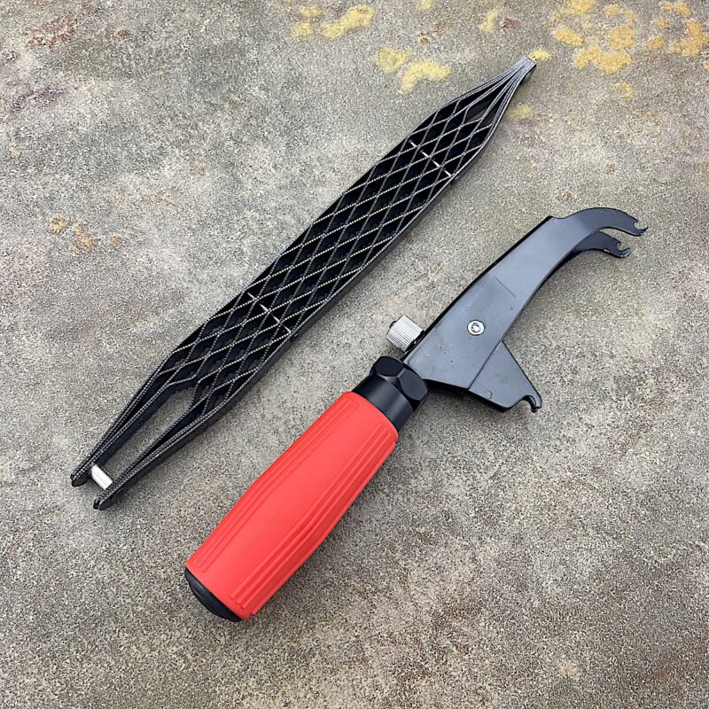Shinto E3101 Saw Rasp Woodworking File - Coarse With Medium Blade, 200mm