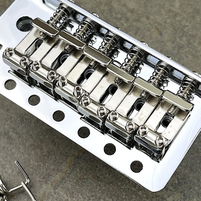 Hosco Vintage Style Synchronized Tremolo Bridge – GB-ST105C - Image 2